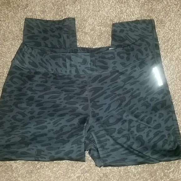 Reebok cropped leggings - Picture 2 of 4